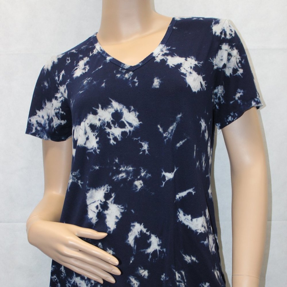 Tryst Blue/Gray Tie Dyed Short Sleeve High Low Top